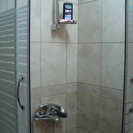 Sneznik アパート ズラティボール